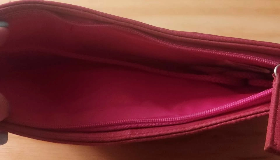 Pink handbag with rhinestone detail - photo 4