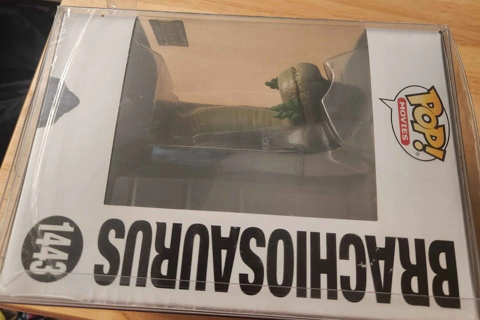 Funko Pop! Jurassic Park Brachiosaurus 1443 EE Exclusive - photo 2