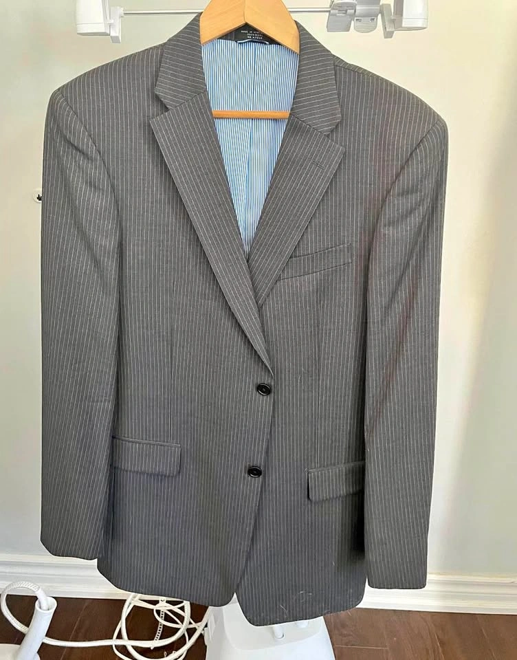 Tommy Hilfilger pin stripe Men's suit