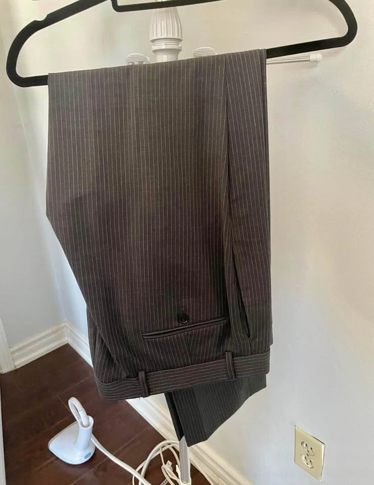 Tommy Hilfilger pin stripe Men's suit - photo 3