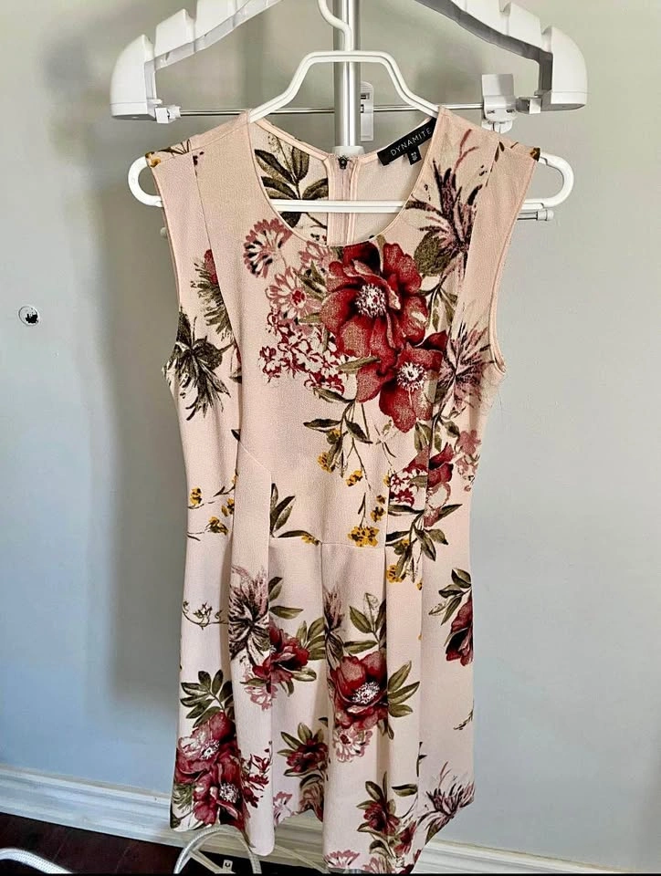 Dynamite Floral Dress -Size S