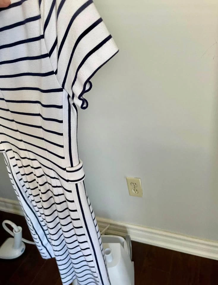 Banana Republic Stripped Dress - Size 4 - photo 3