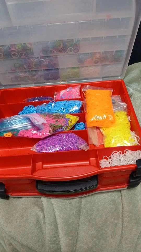 HUGE LOT OF RAINBOW LOOM - photo 4