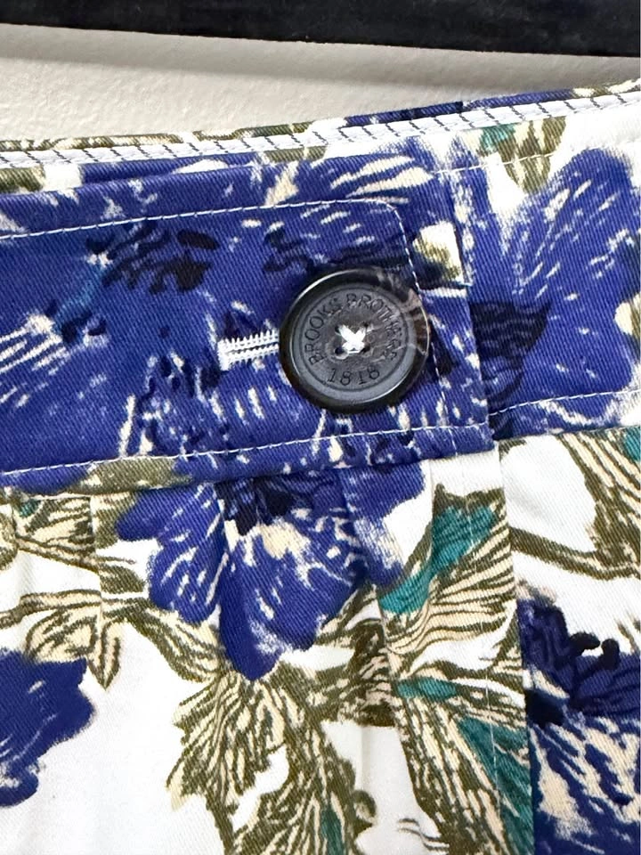 Brooks Brothers Floral Mini Skirt - Size 2 - photo 4