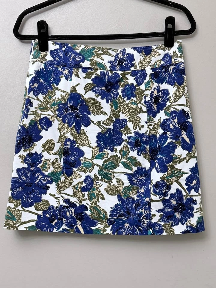 Brooks Brothers Floral Mini Skirt - Size 2 - photo 5