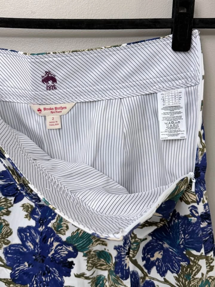 Brooks Brothers Floral Mini Skirt - Size 2 - photo 4