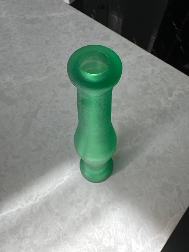Vintage Scandinavian-style frosted green glass vase - photo 2