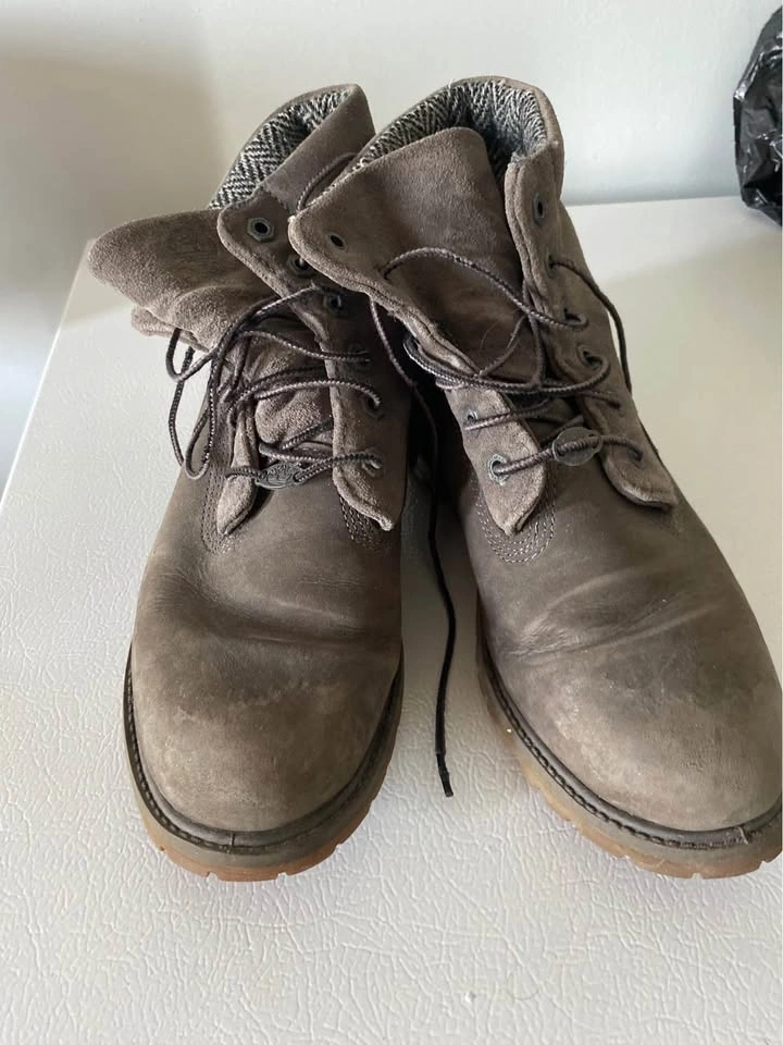 Timberland Women’s Boots - Size 9 - photo 2