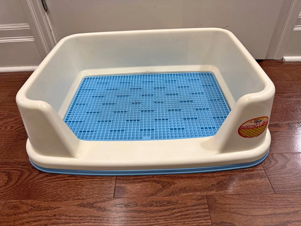 Japanese dog potty tray