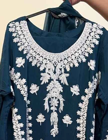 Raw silk kaftan - photo 2