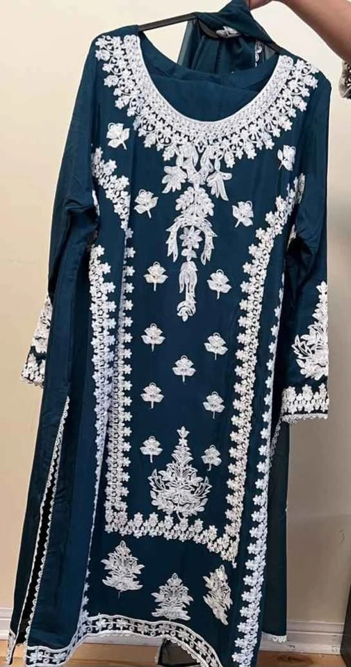 Raw silk kaftan - photo 3