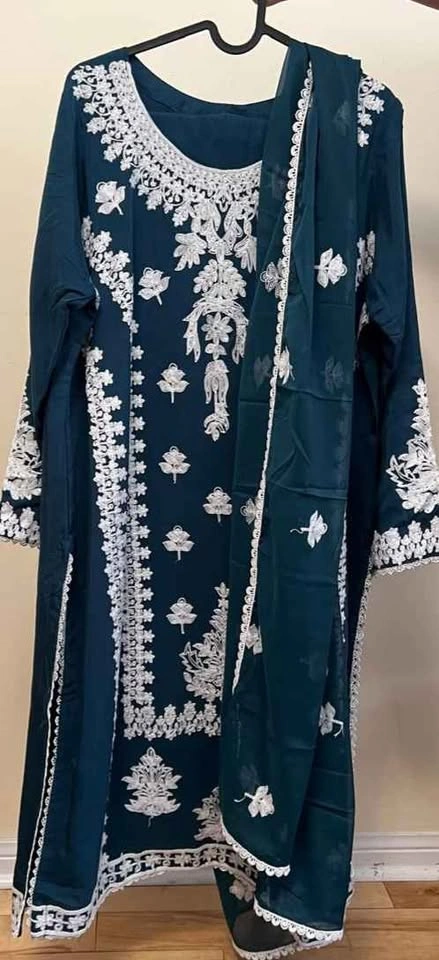 Raw silk kaftan - photo 4