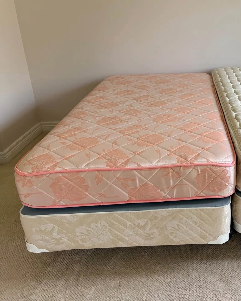 Twin Bed