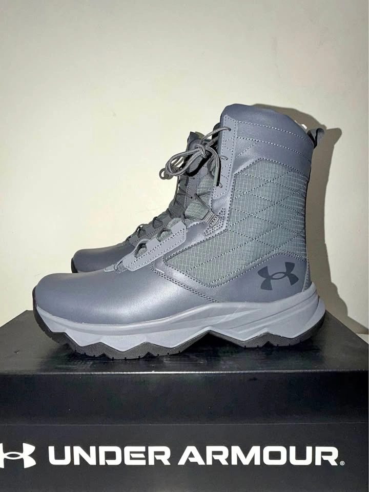 New Under Armour Men Lightweight Boots Sizes 9-12