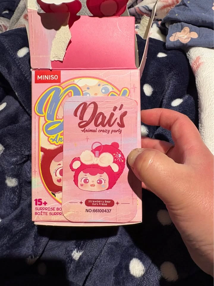 Miniso and popmart blind box - photo 2