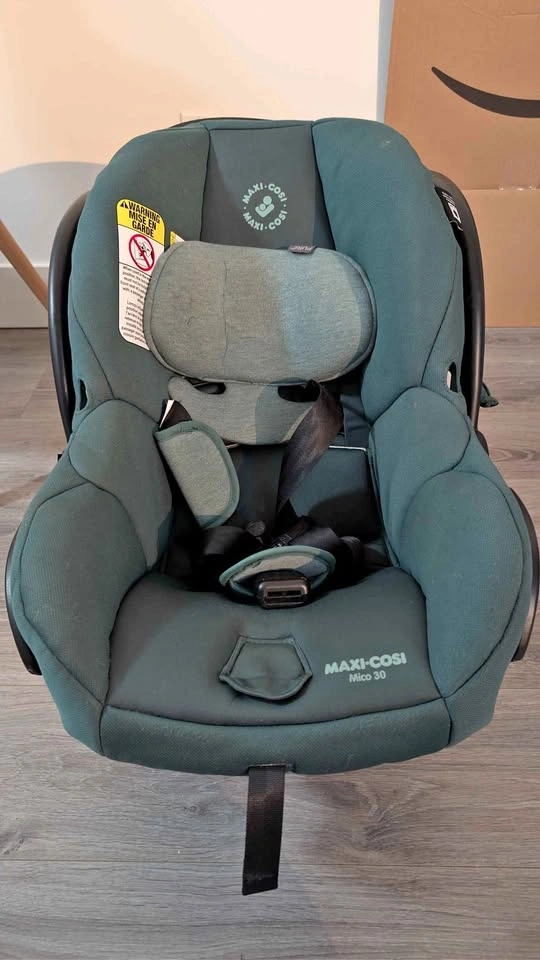 Maxi-Cosi Mico 30 Infant Car Seat with Base + Rain Cover + Toy