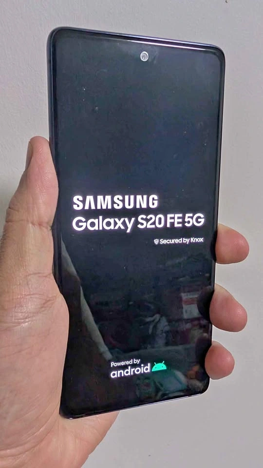Samsung Galaxy S20 FE 5G - Unlocked
