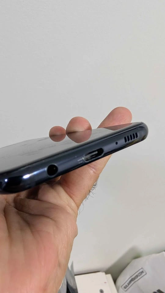 Samsung Galaxy S10e - 128 GB - Unlocked - photo 3