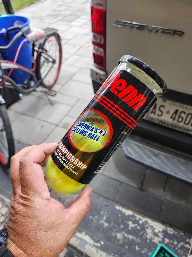 Penn Tennis Balls ( 5 can available) - photo 2
