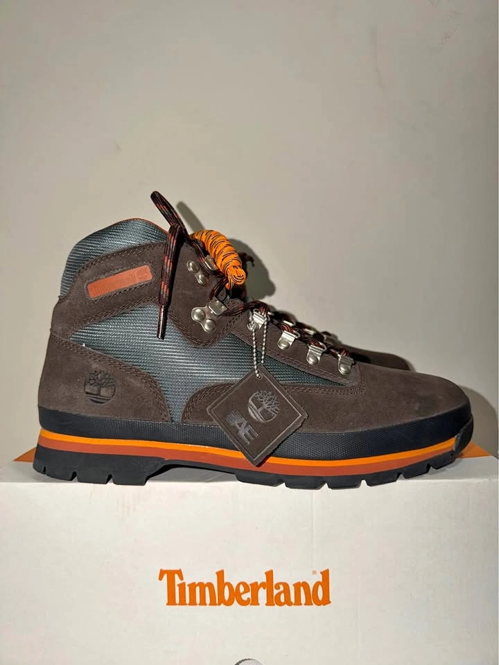 New Timberland x American Eagle Leather Shoes. Men 12 US.