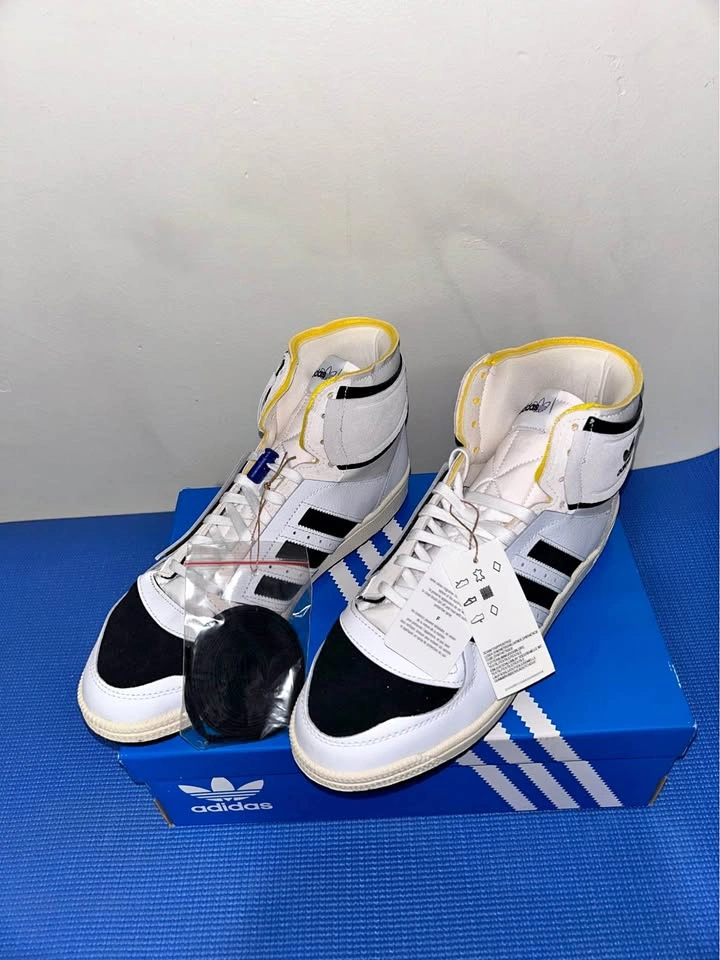 Adidas Forum High Sneakers Men 10.5 US