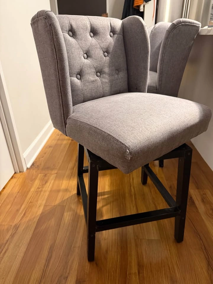 24” Swivel Counter Chairs - photo 3