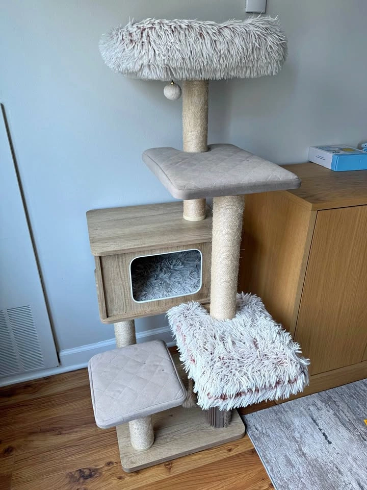 Catry Kasio Cat Tree