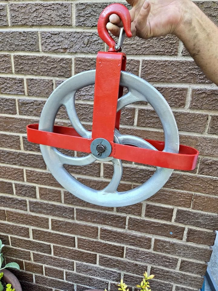 Construction Pulley