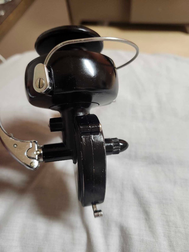 Vintage K.P. Morritt's Intrepid Elite Fishing Reel - photo 4