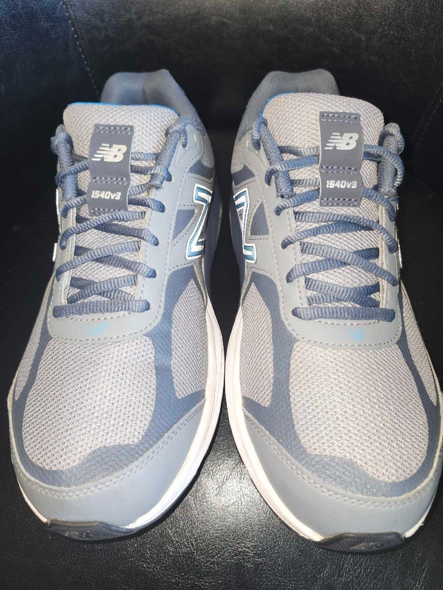 1540v3 - New Balance (M) 10.5 US - photo 2