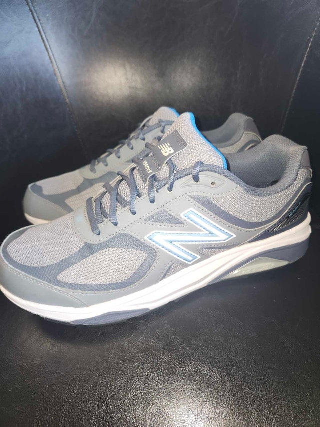 1540v3 - New Balance (M) 10.5 US - photo 3
