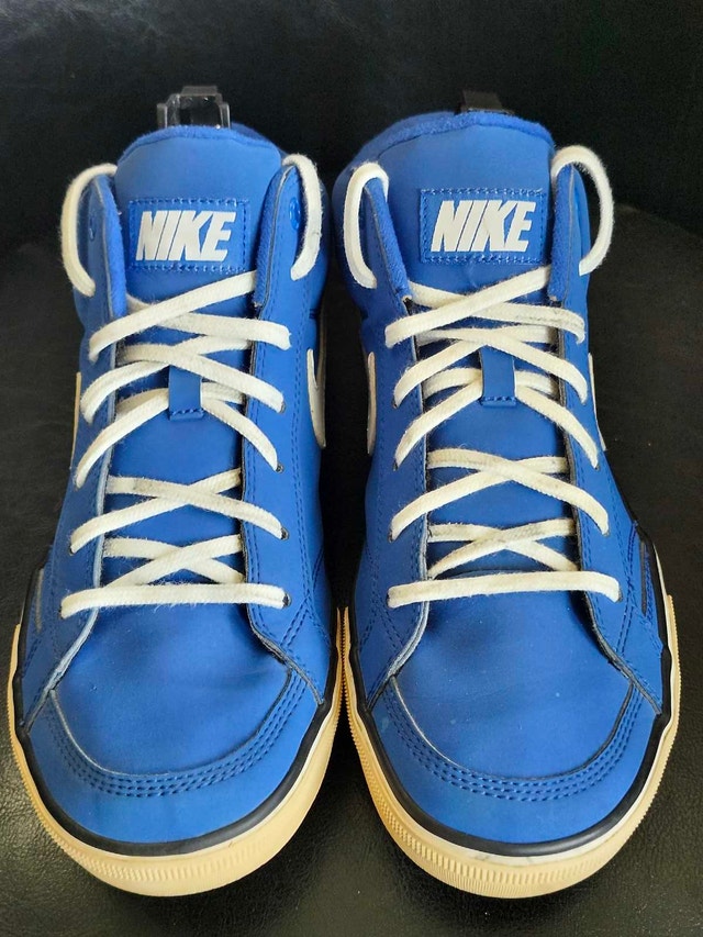 NIKE MENS SIZE 9 US (2013) - photo 2
