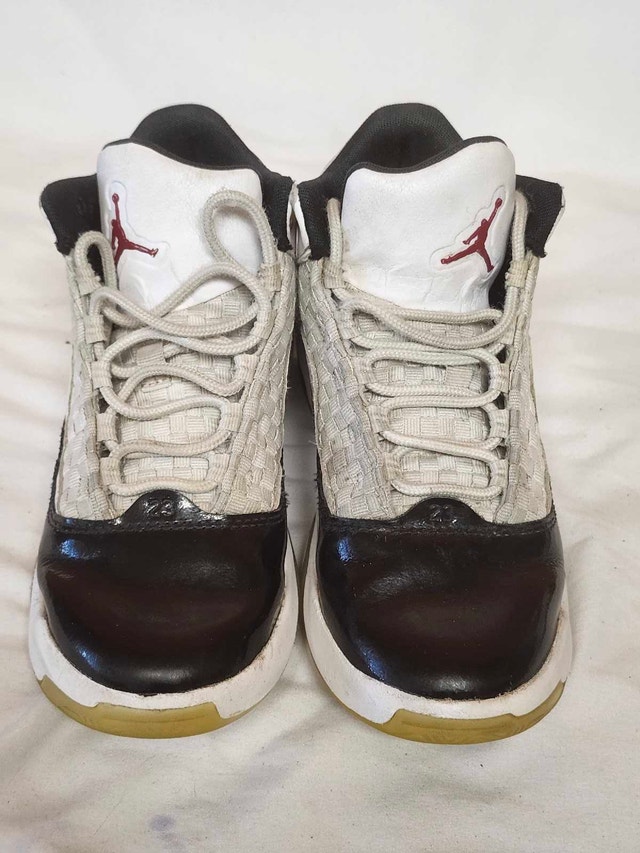 Jordan Max Aura 2 Youth 4.5 US - photo 2