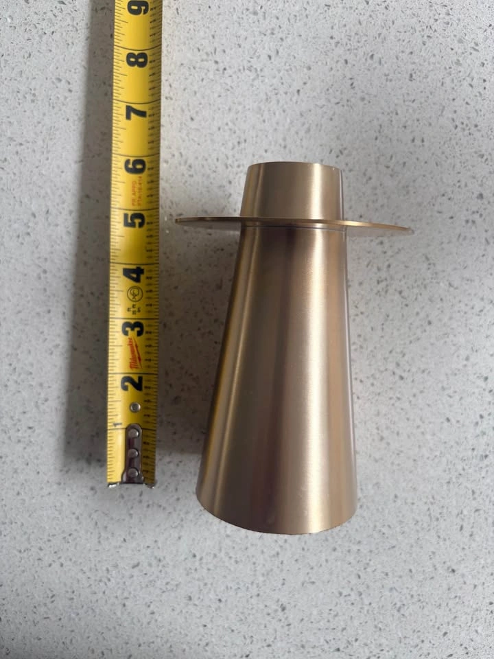 A pair of candle holders - photo 2