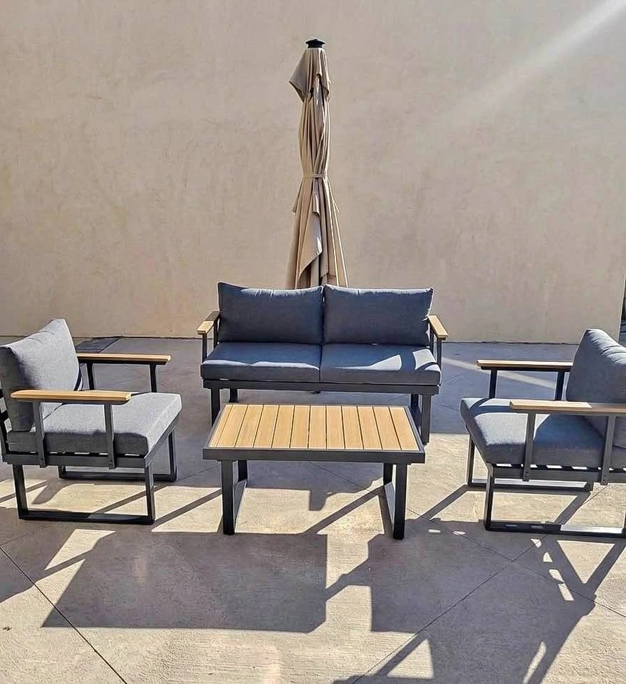 4-Piece Outdoor Patio Set + Coffee Table – Navy Blue