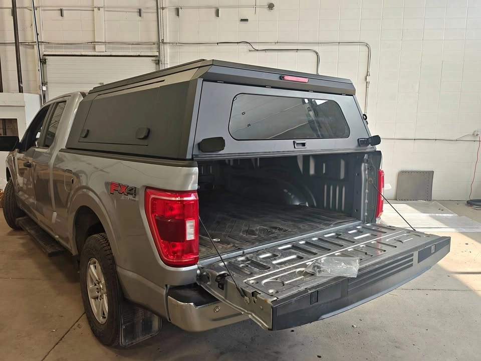 5'5 Truck Canopy - Best Price in Town
