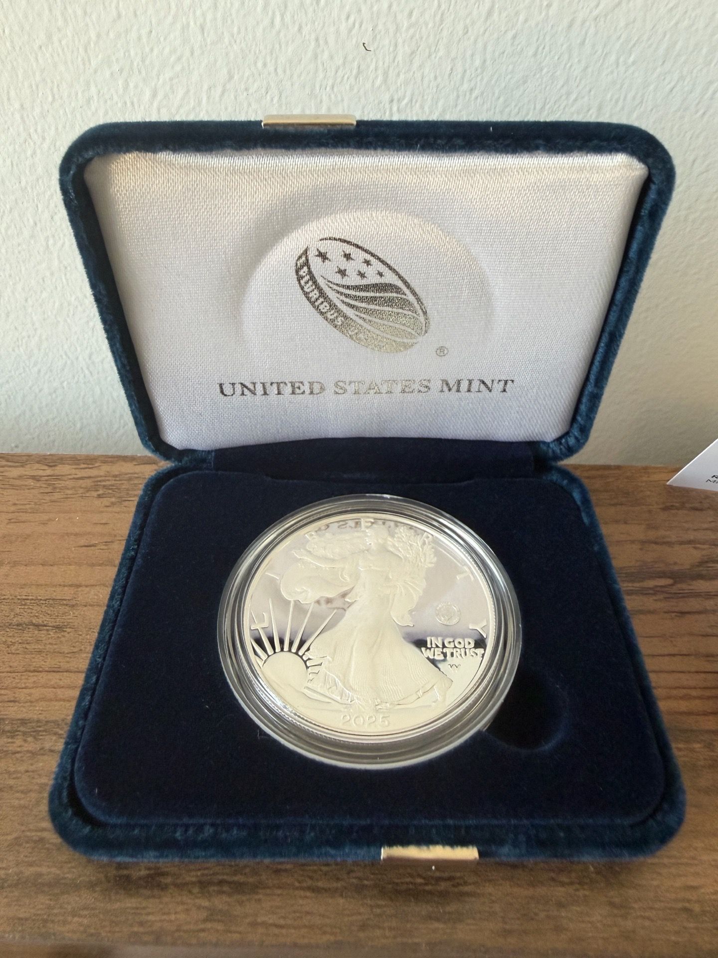 250th Anniversary Marine Corps American Eagle Silver Coin - photo 4