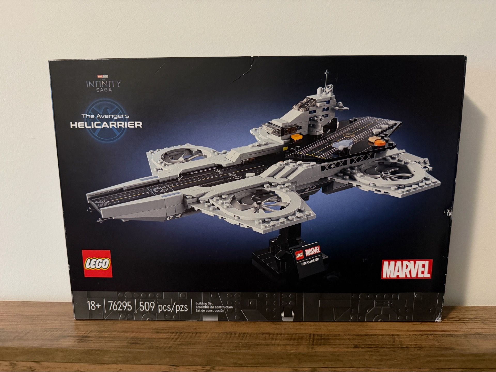 LEGO Super Heroes: The Avengers Helicarrier (76295)
