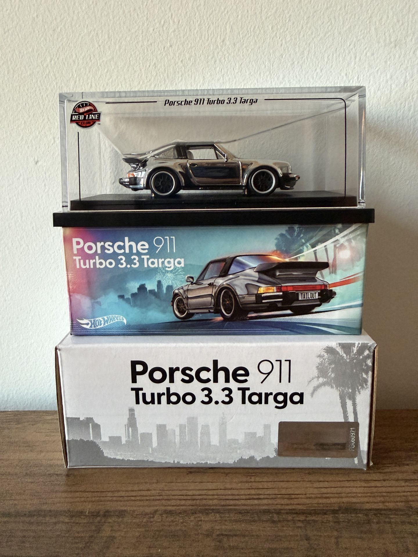 Hot Wheels Porsche 911 Turbo 3.3 Targa RLC Chase 4127/5000