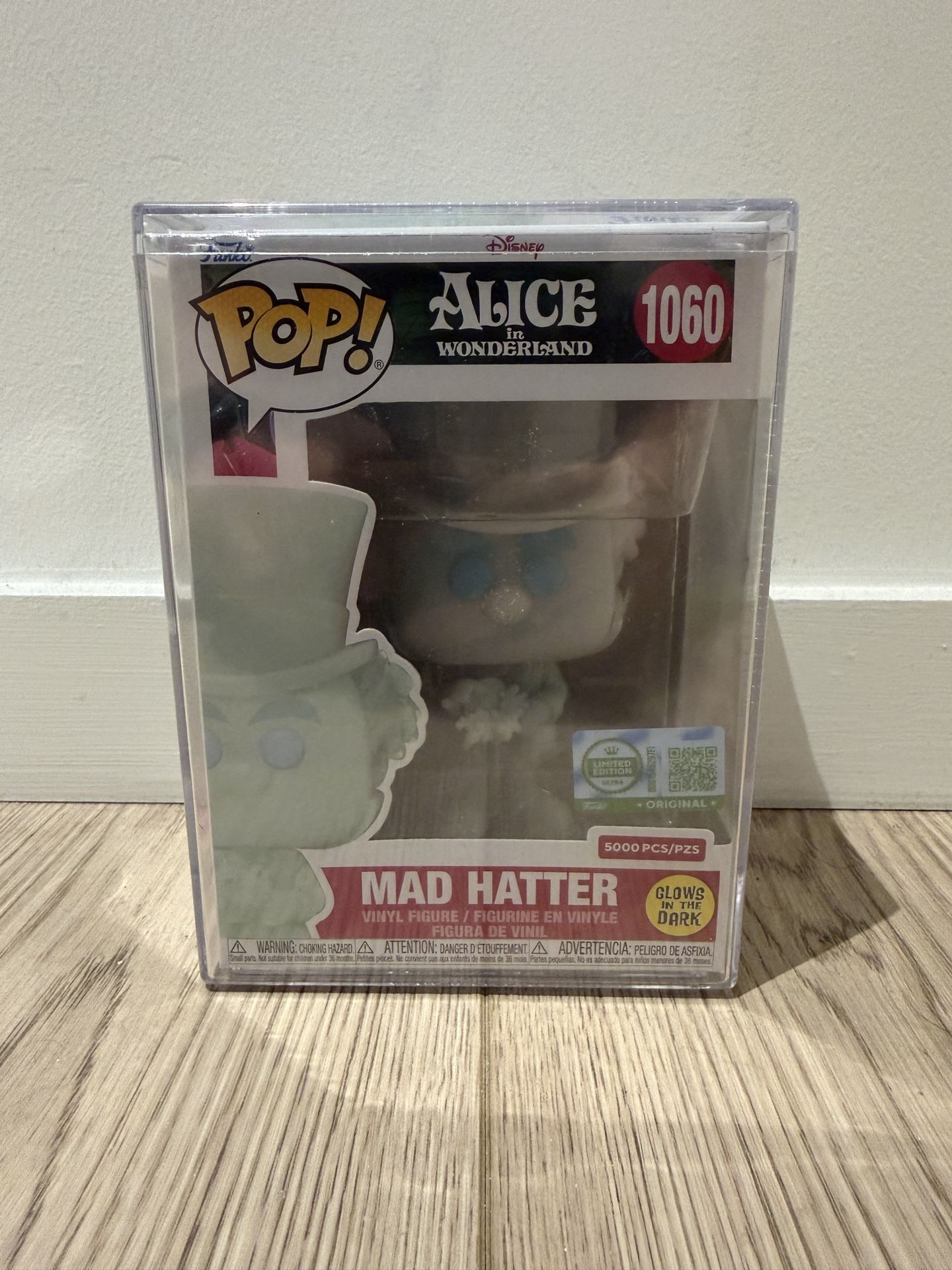 Funko Pop! Ultra Mad Hatter Glow #1060 LE 5000