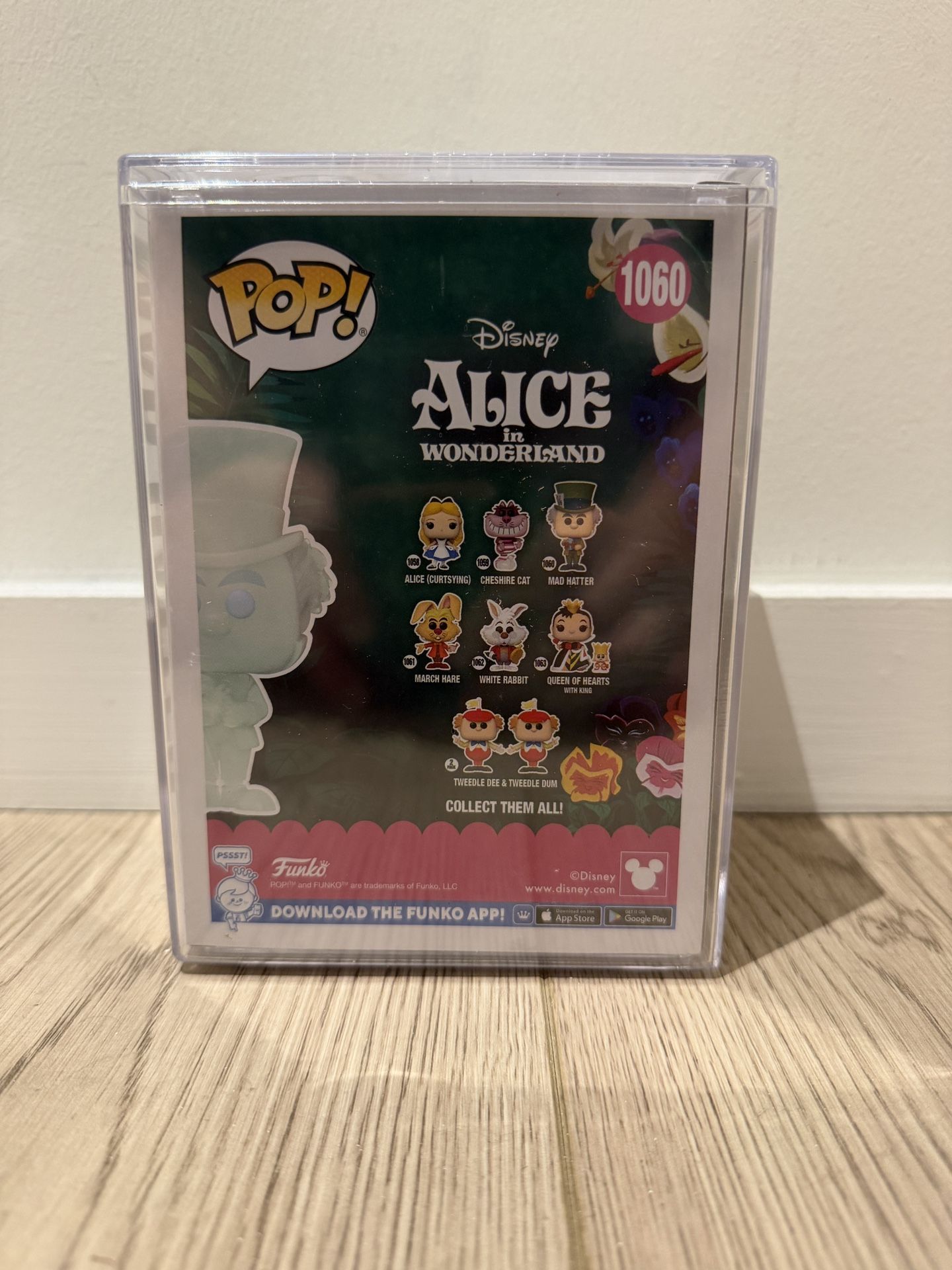 Funko Pop! Ultra Mad Hatter Glow #1060 LE 5000 - photo 3