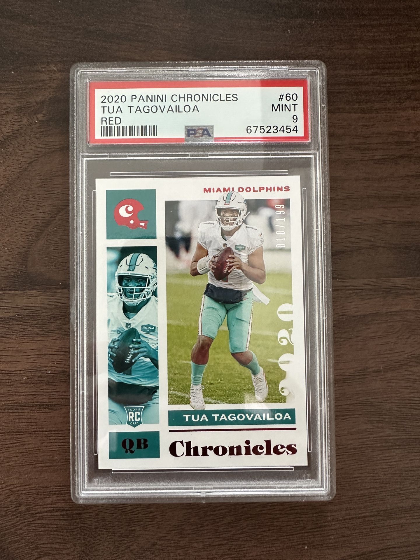 2020 Panini Chronicles Tua Tagovailoa #60 Red /199 PSA 9 RC