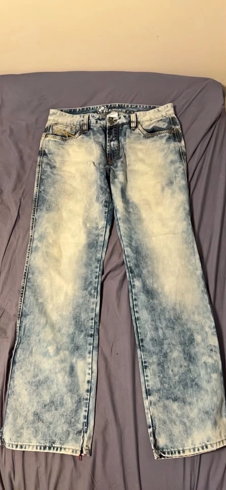 Acid Wash Jeans