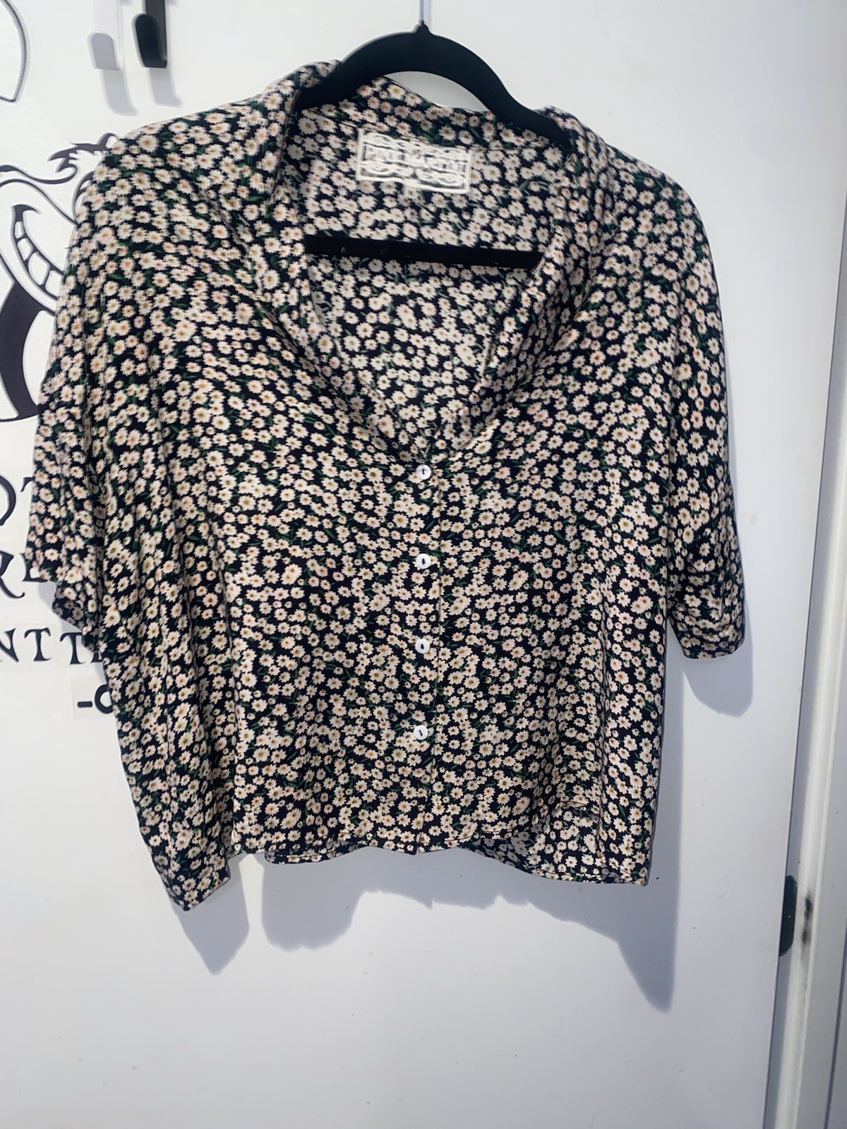 Pink Martini Flower Top Women’s Size M Short Sleeve Top - photo 2