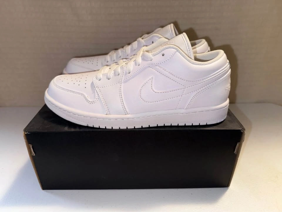Nike Air Jordan 1 Low ‘Triple White’ M8 W9.5 - photo 2