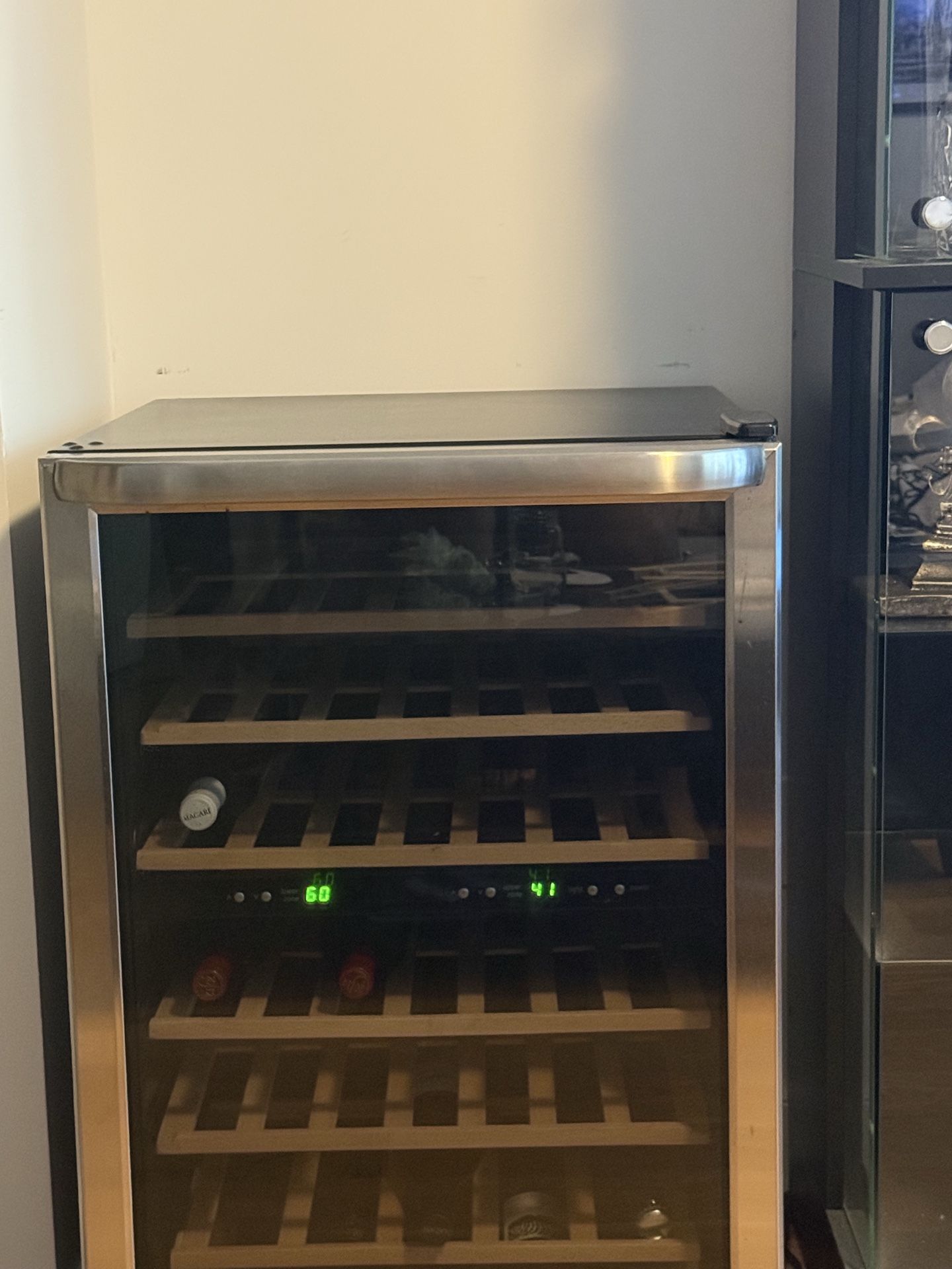 Stainless Steel Wine Cooler - Dual Zone - photo 4