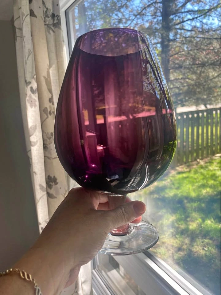 Vintage Amethyst Coloured Italian Empoli Art Glass Vase