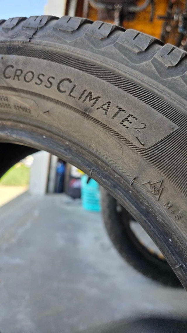 Michelin CrossClimate2 235/55R18, All Weather single tire - photo 3