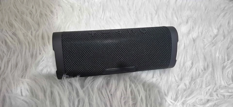 Black Portable Bluetooth Speaker V40 - photo 2