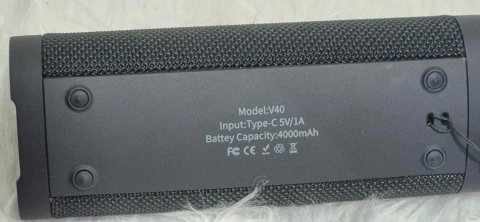 Black Portable Bluetooth Speaker V40 - photo 3